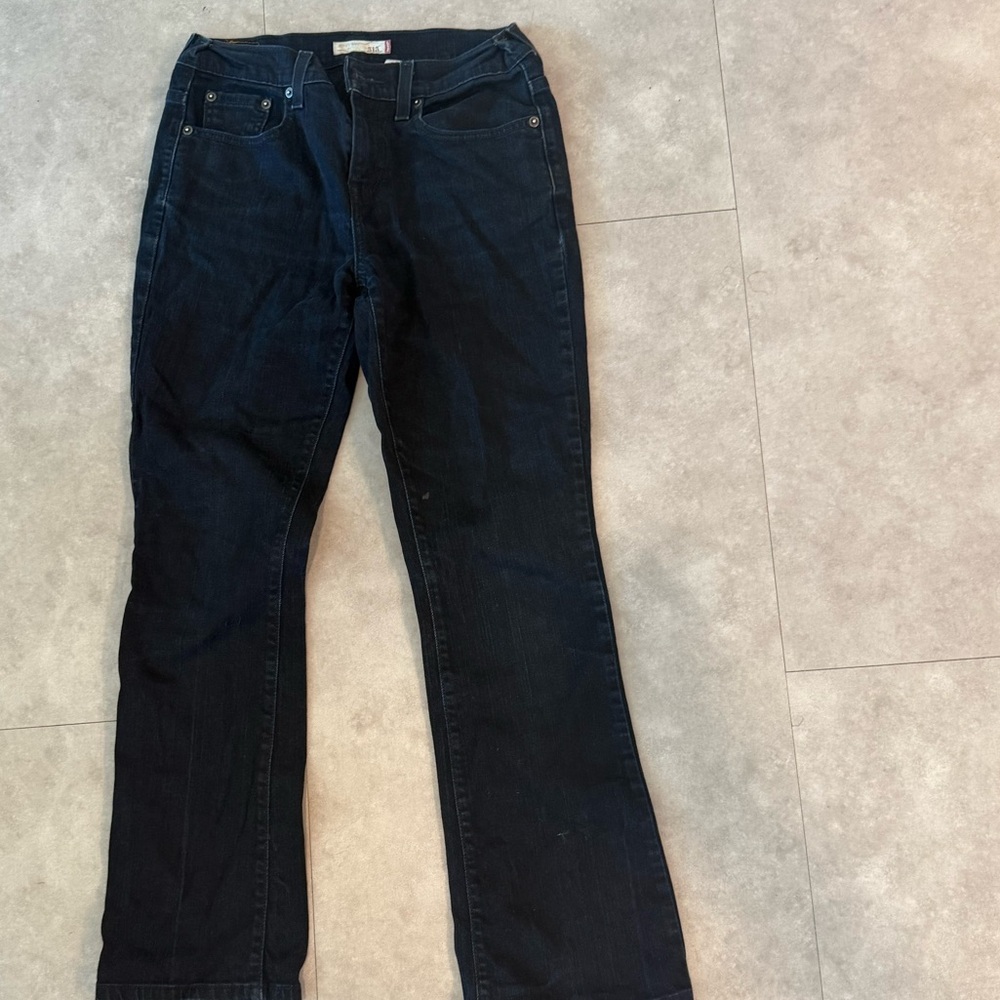 Levi's Women's Boot Leg Jeans in Dark Blue